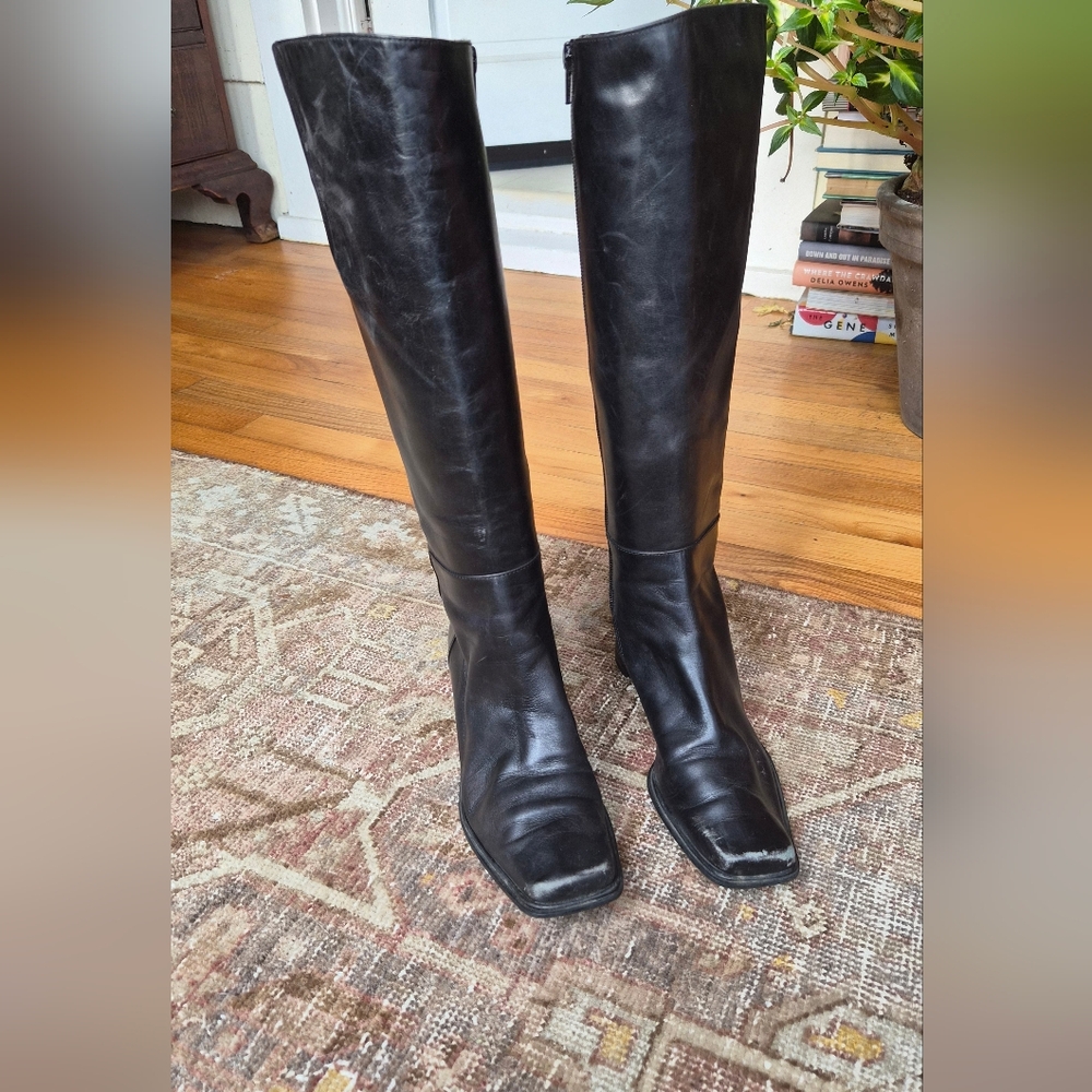 Black Leather Knee-High Boots - Picture 2 of 4